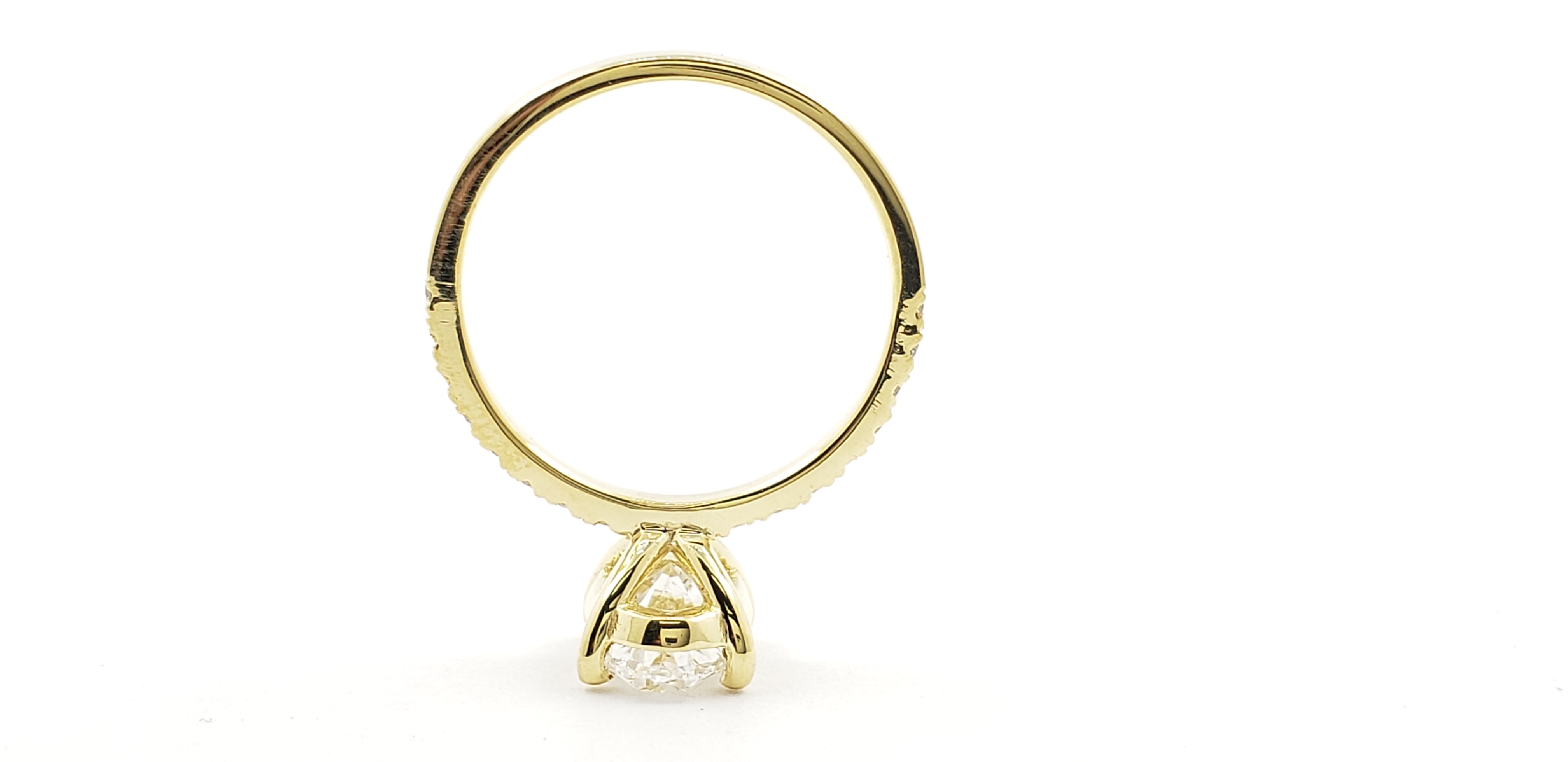 Oval Shape Diamond Ring